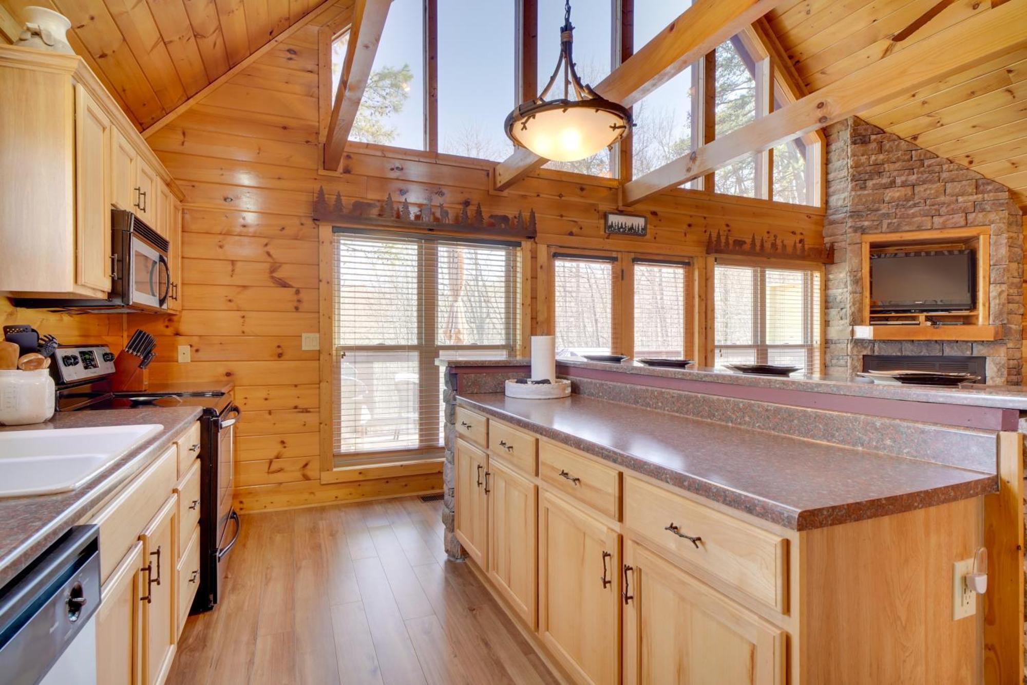 Hatcher Mtn Retreat Sevierville Cabin With Hot Tub! Dış mekan fotoğraf